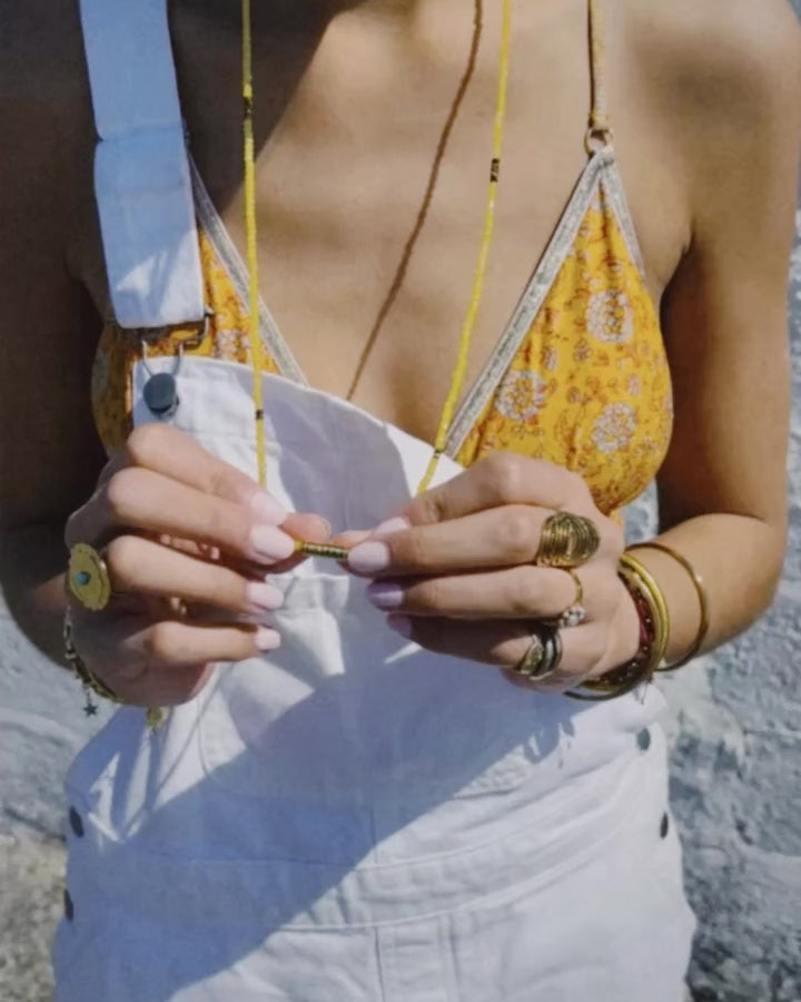 Collier KAI